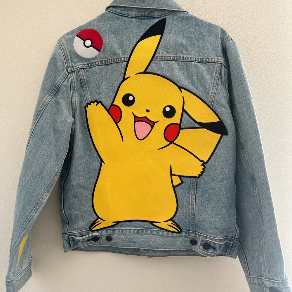 Levis X Pokemon 25th Anniversary Embroidered Vintage Fit Denim Trucker Jacket